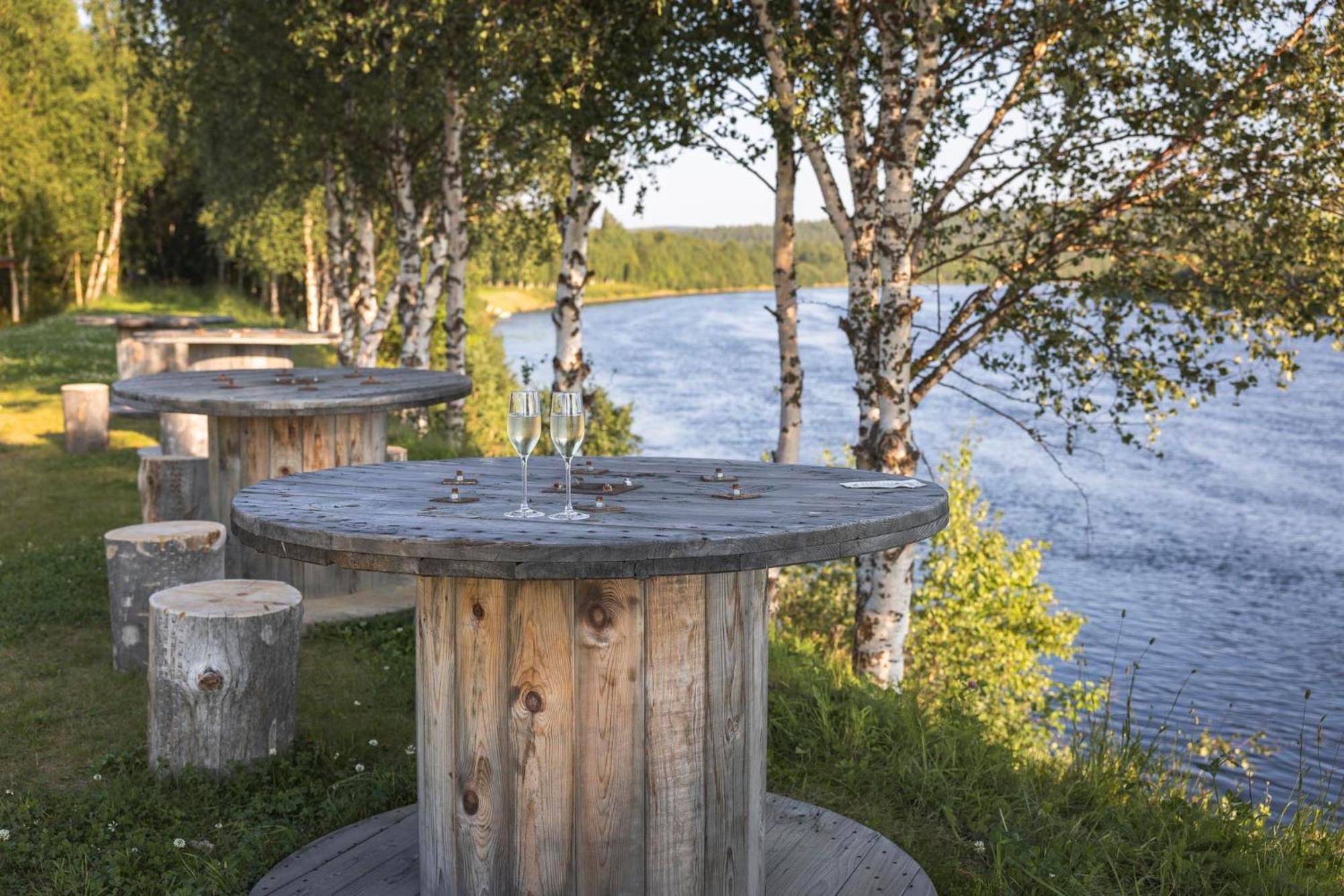 Arctic River Resort Ivalo Ngoại thất bức ảnh